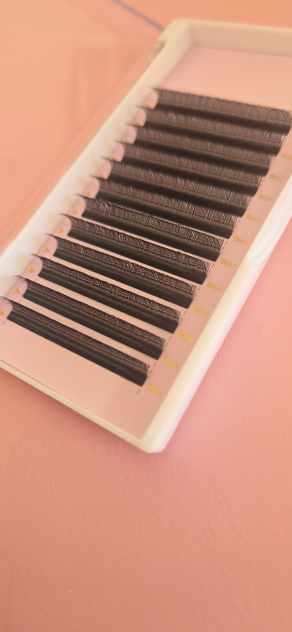 YY Lash Trays