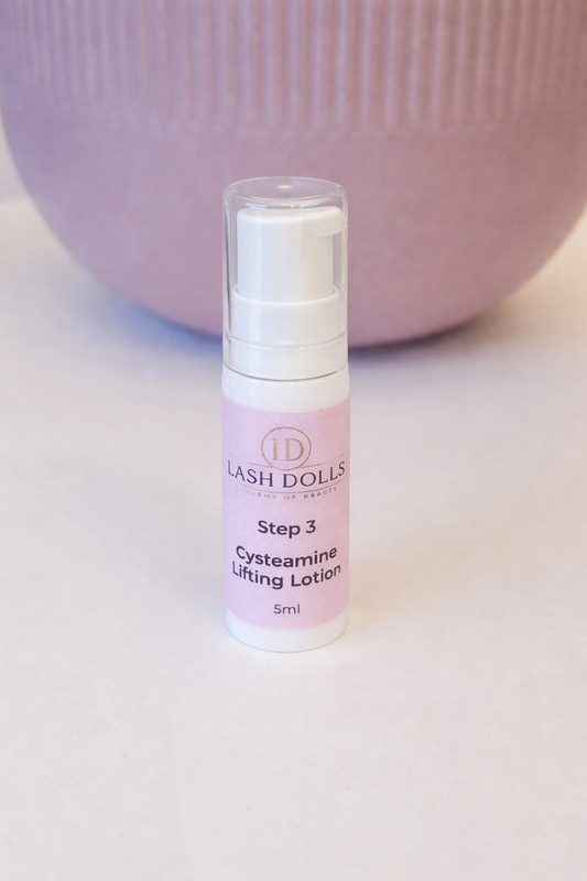 Korean Lash Lift Step 1